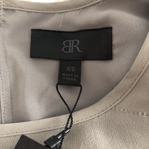 NWT Banana Republic Grey Silk Blouse  Sz. XS - Picture 3 of 10